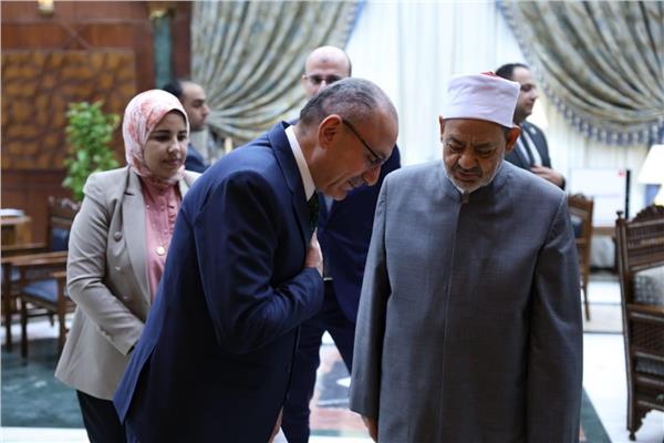 جانب من اللقاء