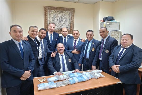 جمارك مطار شرم الشيخ الدولى تضبط  تهريب كمية كبيرة من الأقراص المخدرة     