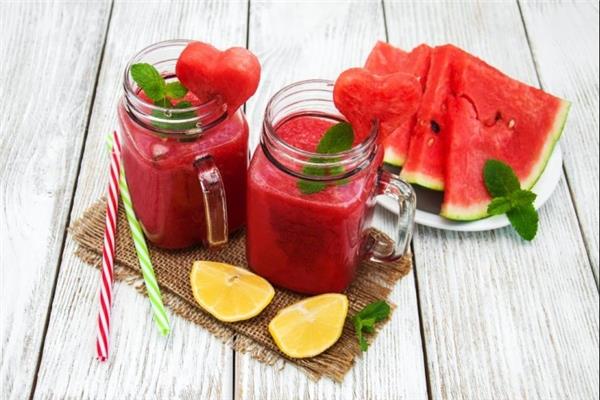  سموذي البطيخ والليمون 