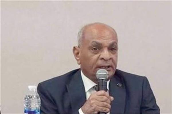 كمال حسنين رئيس حزب الريادة