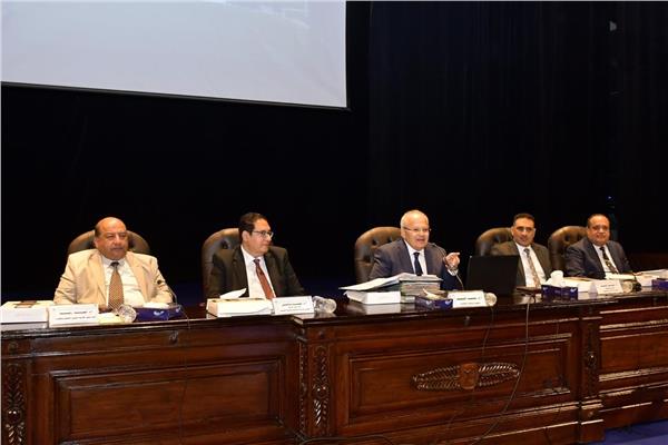 جامعة القاهرة تنظم برنامجًا تدريبيًا صيفيًا لطلاب المدارس