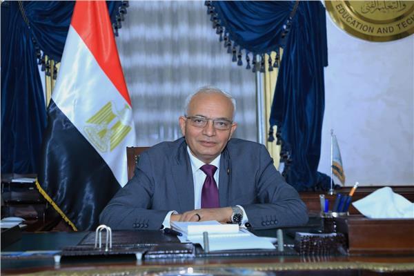  الدكتور رضا حجازي وزير التربية والتعليم والتعليم الفني