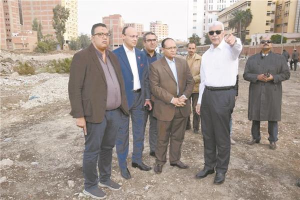 ■ رئيس جامعة المنوفية يتفقد أرض المدينة الطبية