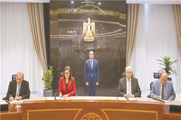 توقيع اتفاقيات تأسيس شركة جديدة لتطوير أربعة نماذج لجامعات دولية جديدة فى مصر
