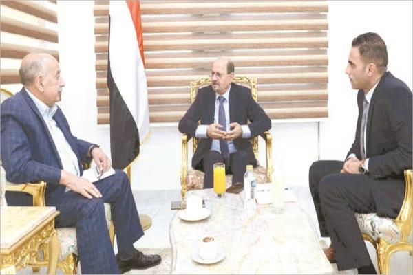 وزير الخارجية اليمنى د. شائع الزندانى أثناء حواره مع «الأخبار»