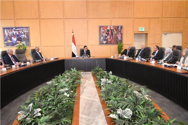 صورة خلال الاجتماع