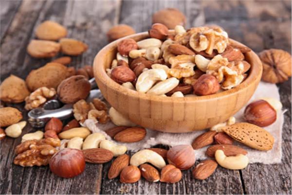 المكسرات لخسارة الوزن 