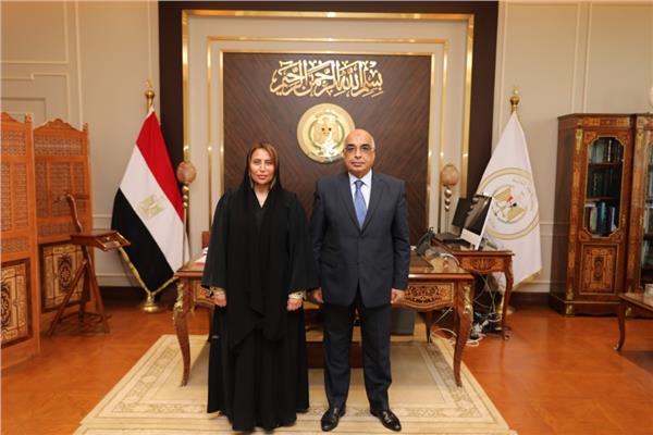 وزير العدل خلال استقباله مريم خليفة الكعبي سفيرة الإمارات بالقاهرة