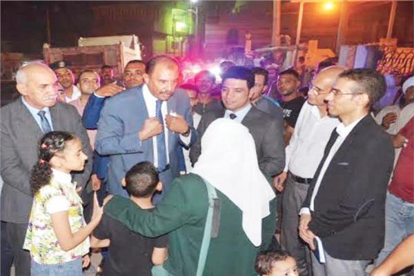 محافظ سوهاج اللواء عبدالفتاح نور الدين يتفقد مدينة اخميم
