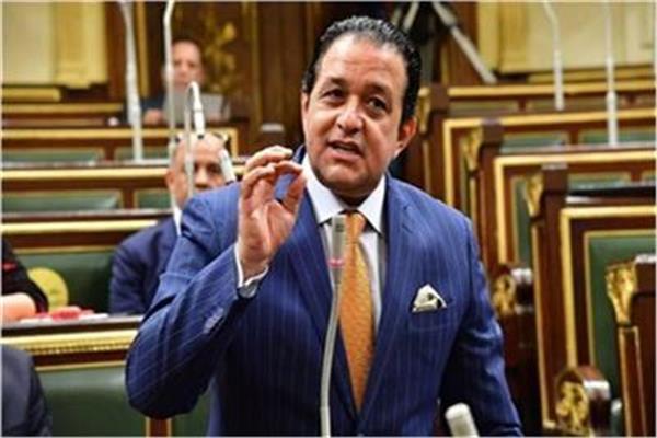 النائب علاء عابد رئيس لجنة النقل والمواصلات