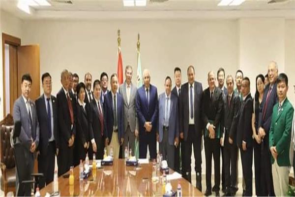 وزير الزراعة ومحافظ الوادي الجديد