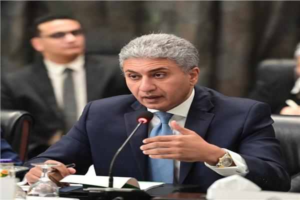 شريف فتحي وزير السياحة والآثار