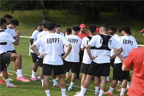 لاعبو المنتخب الأولمبي