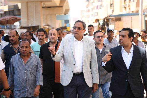 الدكتور خالد عبد الحليم محافظ قنا