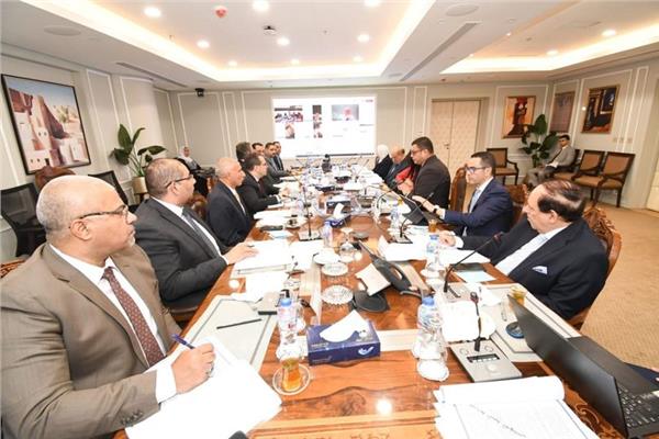 جانب من اجتماع لمجلس إدارة هيئة المجتمعات العمرانية الجديدة