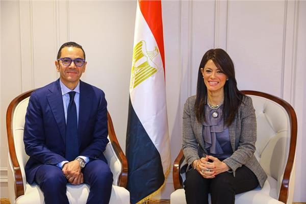 وزيرة التخطيط والتنمية الاقتصادية والتعاون الدولي تلتقي وزير الاستثمار والتجارة الخارجية