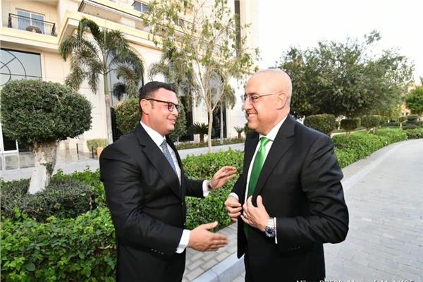 وزير الإسكان يستقبل الدكتور عاصم الجزار