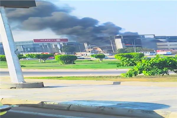 حريق مصنع للأثاث بالمنطقة الصناعية الأولى