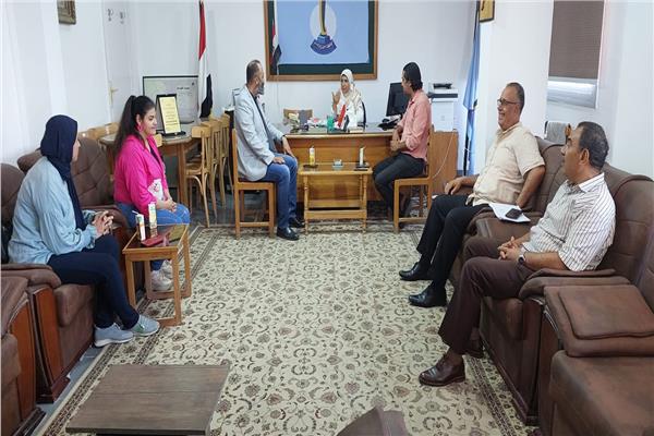 حزب المصريين بالبحر الأحمر يلتقي قيادات التضامن الاجتماعي