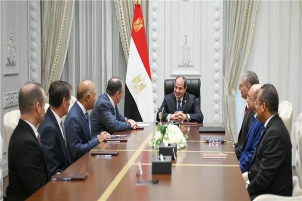 الرئيس عبدالفتاح السيسي أثناء الاجتماع