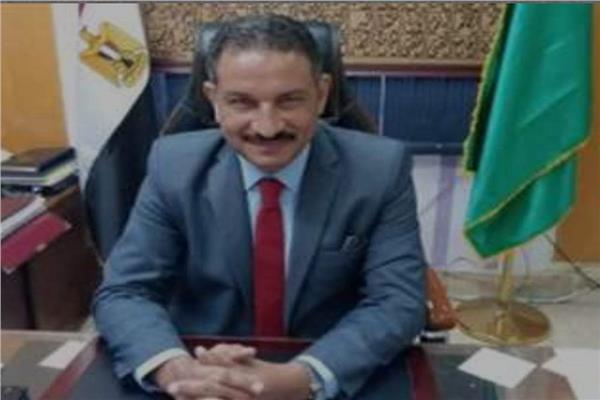 أشرف سلومة وكيل وزارة التربية والتعليم بالجيزة