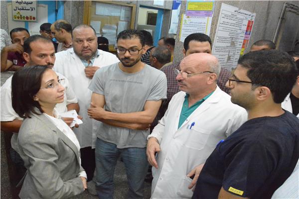 محافظ البحيرة خلال زيارة مفاجئة لمستشفى الدلنجات المركزي
