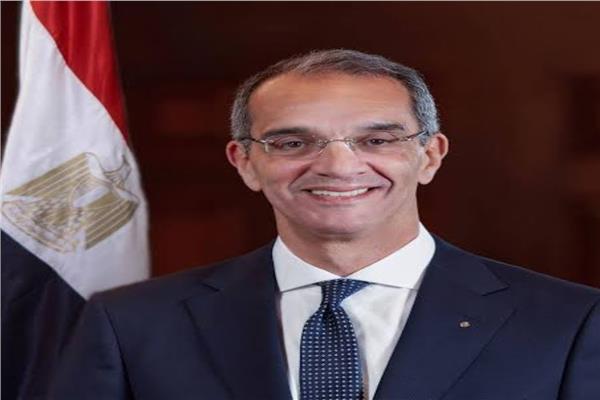 وزير الاتصالات
