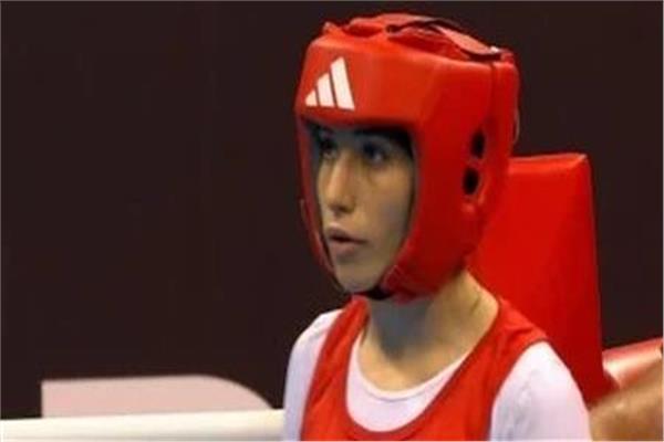 يمنى عياد 
