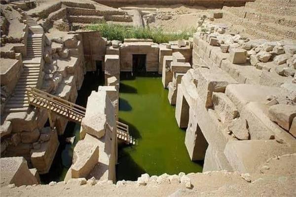 معبد الأوزيريون