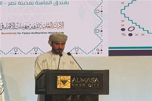 الشيخ محمد بن خليفة بن عبدالله السيابي الباحث بمكتب المفتي العام لسلطنة عمان