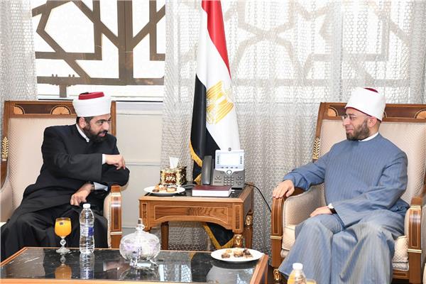وزير الأوقاف يستقبل مفتي الاردن