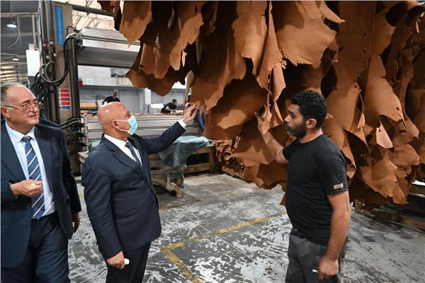 الفريق مهندس كامل الوزير نائب رئيس مجلس الوزراء للتنمية الصناعية ووزير الصناعة والنقل
