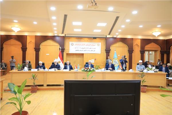  الأعلي للجامعات