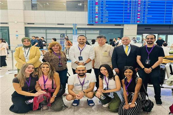فريق مسرحية جسم وأسنان وشعر مستعار