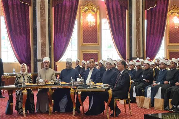  الأمين العام لمجمع البحوث الإسلامية