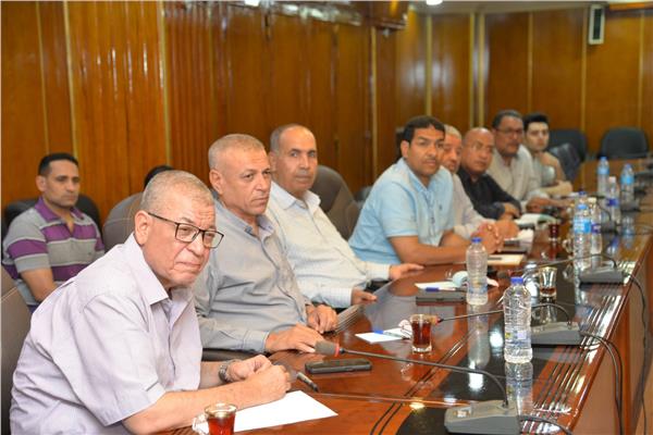 اجتماع مع رؤساء المراكز والأحياء