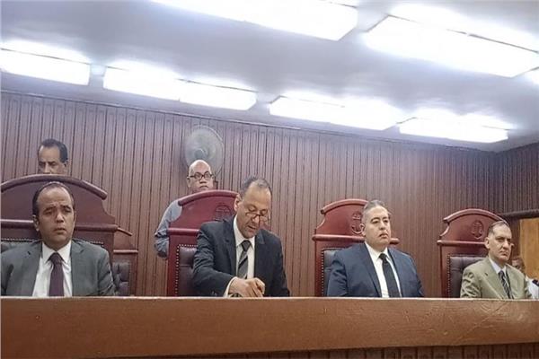 هيئة المحكمة برئاسة المستشار أحمد رفعت النجار