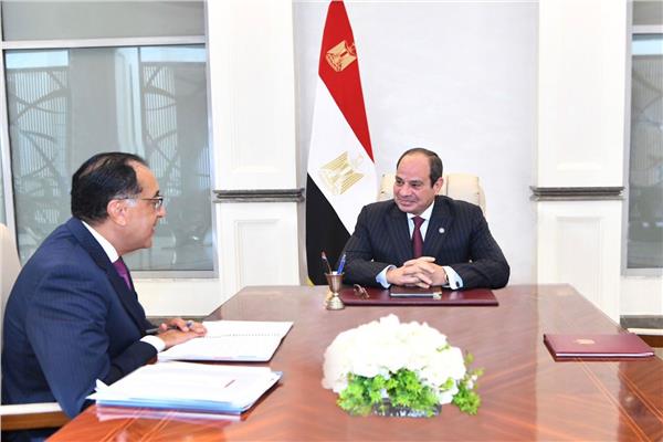  الرئيس عبدالفتاح السيسي ورئيس مجلس الوزراء