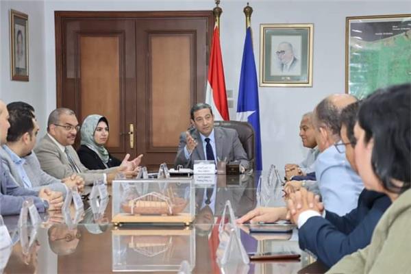 الدكتور أيمن الشهابى محافظ دمياط 