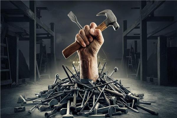 قتل موظف بشاكوش حديد - أرشيفية