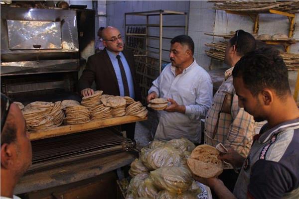 حملات على المخابز والأسواق