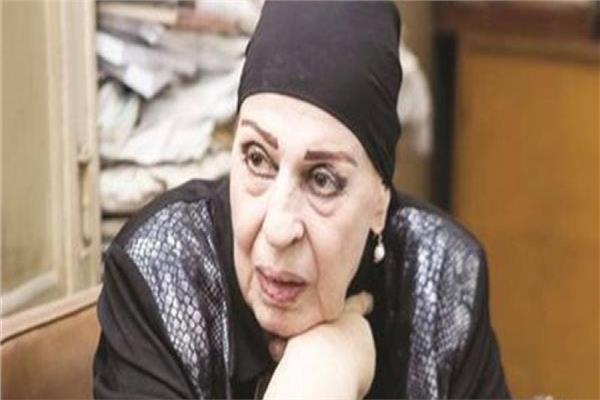 وفاة الكاتبة الصحفية سكينة السادات