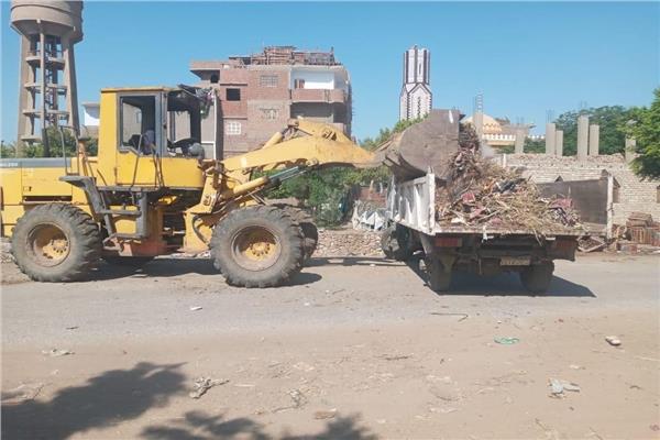 ملات النظافة ورفع المخلفات