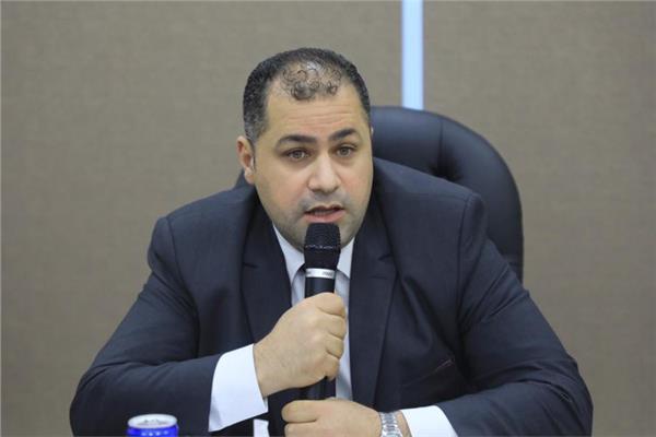 الدكتور حسن هجرس