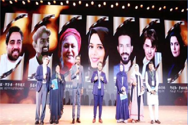 من حفل افتتاح مهرجان الشعر