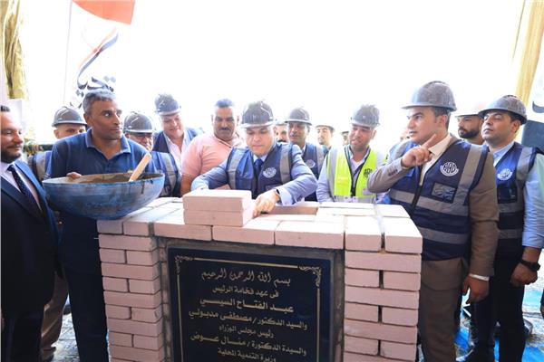 محافظ كفرالشيخ يضع حجر الأساس 