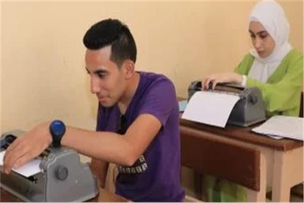  نجاة اوائل الشعبة الادبية والمكفوفين والدمج من اعادة ترتيب قائمة اوائل الثانوية العامة 2024  
