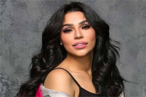  المطربة أمينة 