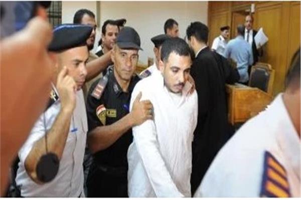 محاكمة سفاح