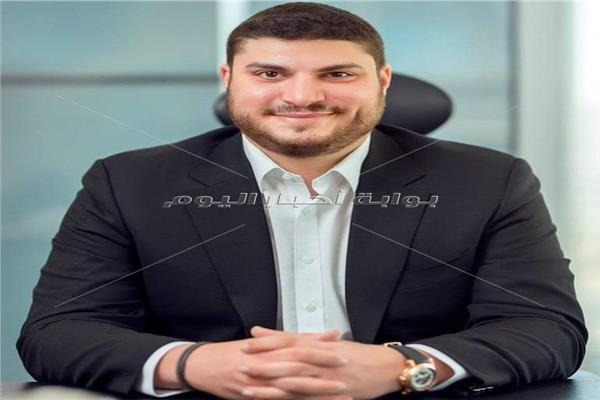 نجل المهندس محمود طاهر